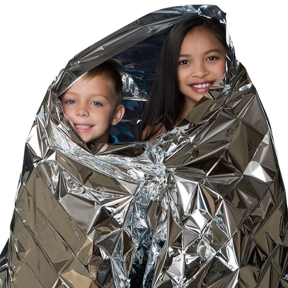Emergency Outdoor Survival Mylar Thermal Blanket (Silver)